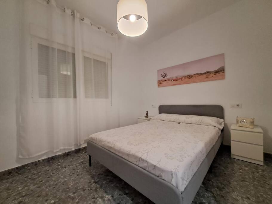 Altamira White & Bright